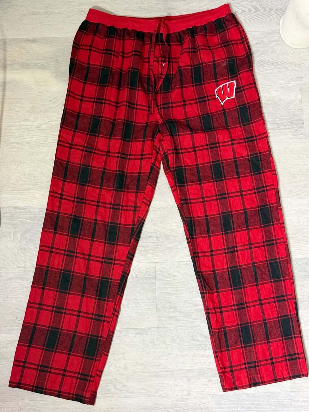 Sideline Apparel Wisconsin Badgers Sleep Pants Size XL/XG Red Plaid